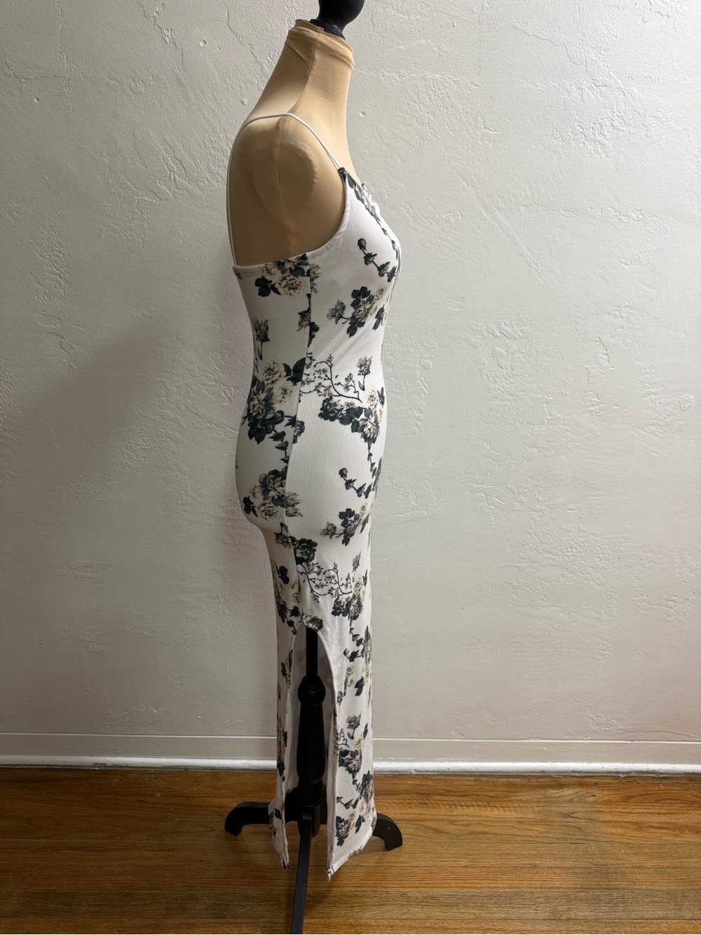 J for Justify White Maxi Slip Dress with Black Floral Print - Picture 3 of 3